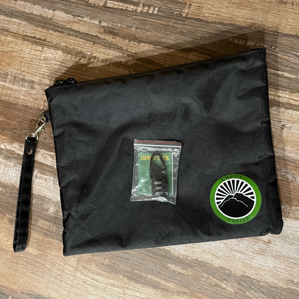 Enjoy Native Smell Proof zipper bag with lock